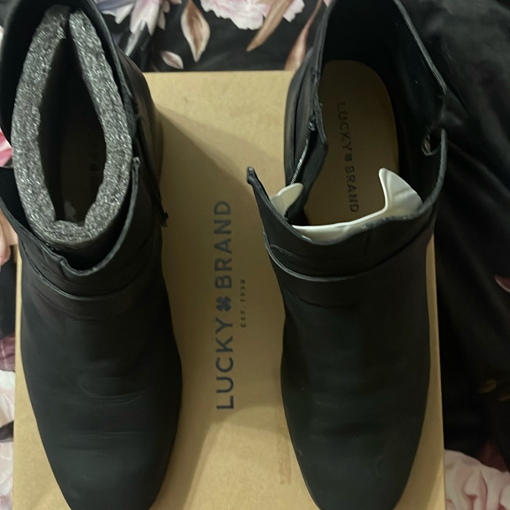 Size Luvky Brand size 10 Ankle Boots.Worn twice.